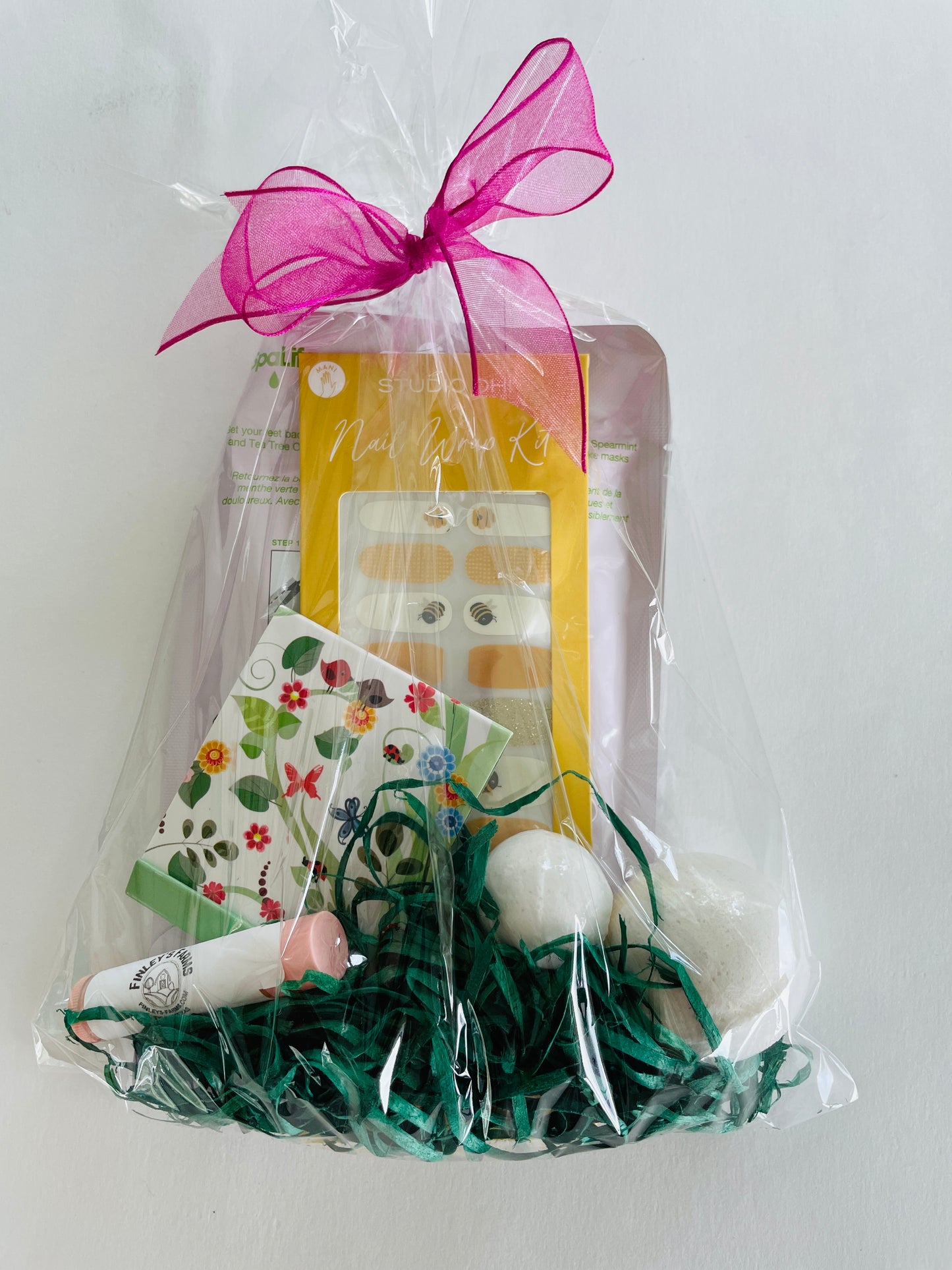 🌸🐣 Easter Basket Gift Bundle for Tweens & Teens! 🐣🌸